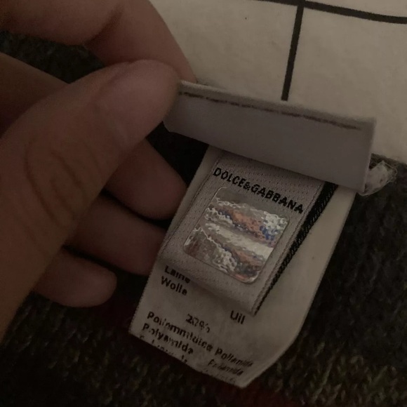 Dolce&Gabbana Junior scarf for women, men or kids. - Picture 2 of 5